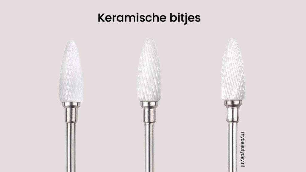 Nagelfrees keramische bitjes